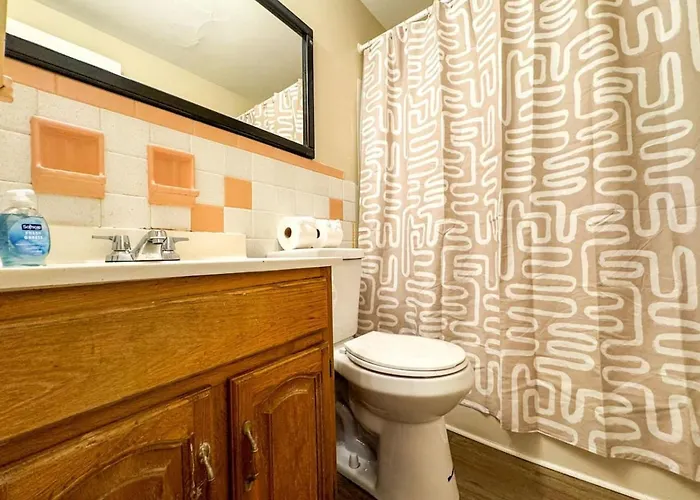 Sleeps 4 1 Bedroom 3 Beds With Parking Wifi *